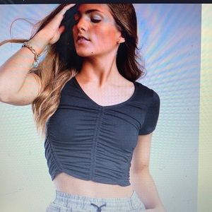 Super soft run he’s crop top